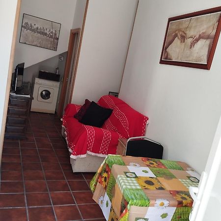 Apartamento Apartamento En El Centro Del Pueblo Robledo de Chavela Exterior foto
